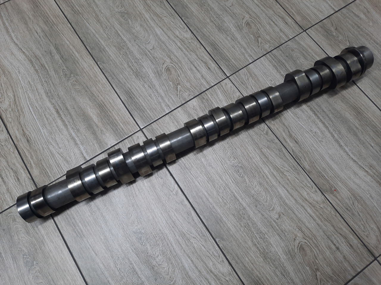 VOLVO WAŁEK ROZRZĄDU VOLVO FM 4 D11K RENAULT GAMA T RANGE DTI 11 - Wałek rozrządu do Samochodów ciężarowych: zdjęcie 1 VOLVO WAŁEK ROZRZĄDU VOLVO FM 4 D11K RENAULT GAMA T RANGE DTI 11 - Wałek rozrządu do Samochodów ciężarowych: zdjęcie 1