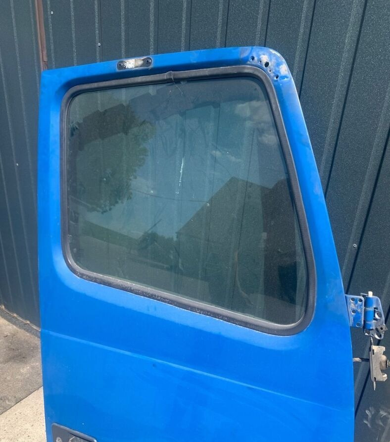 Volvo FH 12 13 - Drzwi i części do Samochodów ciężarowych: zdjęcie 3 Volvo FH 12 13 - Drzwi i części do Samochodów ciężarowych: zdjęcie 3