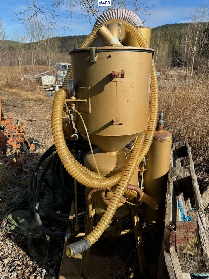 1979 Friedrich Goldmann sandblaster - Wyposażenie garażu/ Warsztatów: zdjęcie 5 1979 Friedrich Goldmann sandblaster - Wyposażenie garażu/ Warsztatów: zdjęcie 5