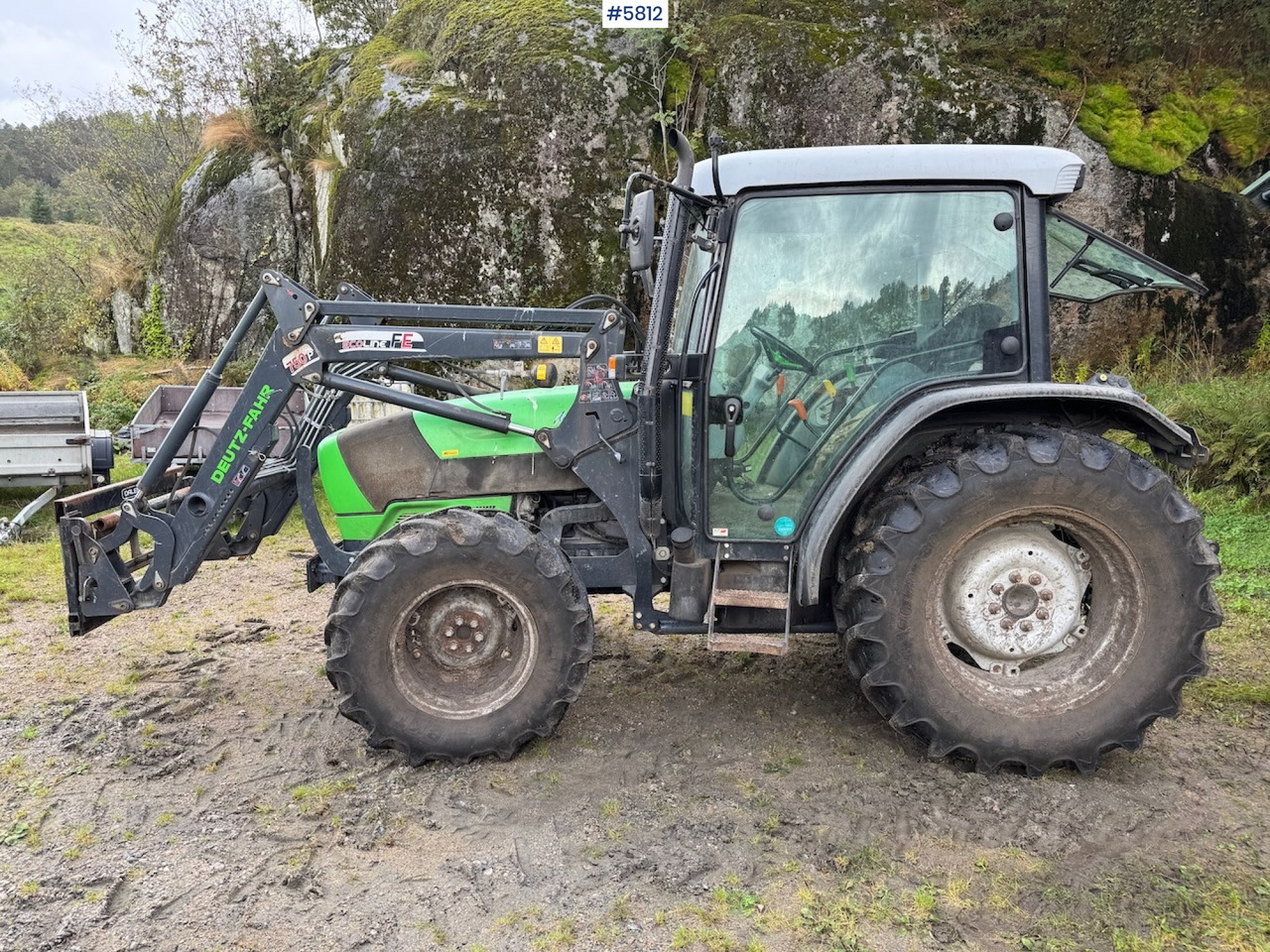 2013 Deutz Fahr Agroplus 410 DT w/ front loader. - Ciągnik rolniczy: zdjęcie 1 2013 Deutz Fahr Agroplus 410 DT w/ front loader. - Ciągnik rolniczy: zdjęcie 1
