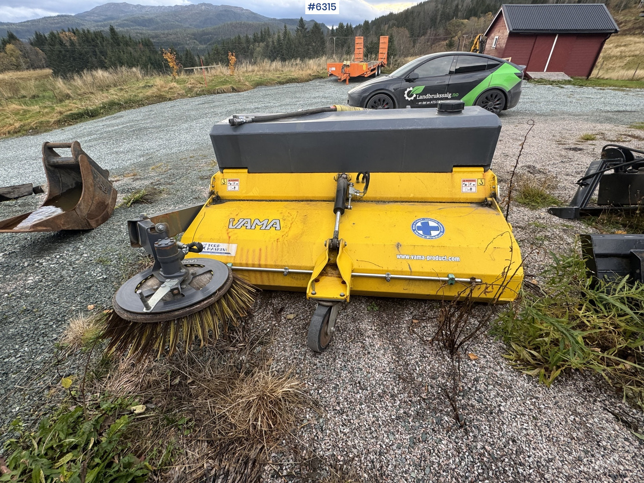 2016 VAMA 2000 Sweeping broom w/ side broom - Szczotka: zdjęcie 3 2016 VAMA 2000 Sweeping broom w/ side broom - Szczotka: zdjęcie 3