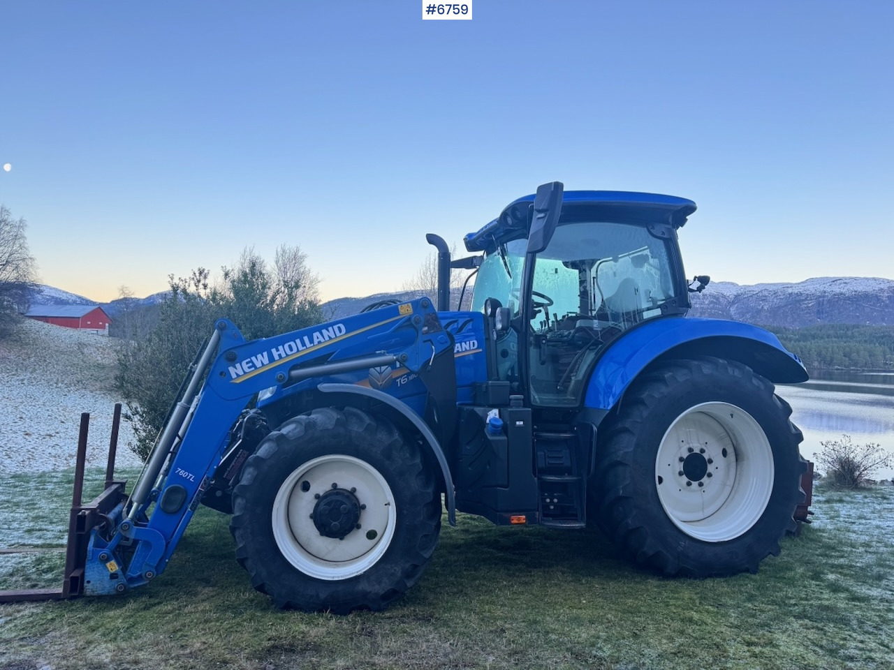 2021 New Holland T6.180 w/ Front loader, 2 sets of tires and Front hydraulics. 2100 hours. - Ciągnik rolniczy: zdjęcie 3 2021 New Holland T6.180 w/ Front loader, 2 sets of tires and Front hydraulics. 2100 hours. - Ciągnik rolniczy: zdjęcie 3