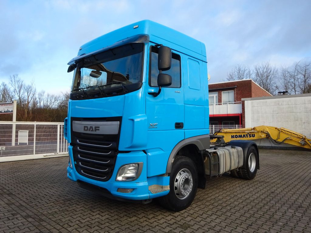 DAF XF 440 + Hydrl. Pumpe 4x2 DAF XF 440 + Kipphydraulik - Ciągnik siodłowy: zdjęcie 2 DAF XF 440 + Hydrl. Pumpe 4x2 DAF XF 440 + Kipphydraulik - Ciągnik siodłowy: zdjęcie 2