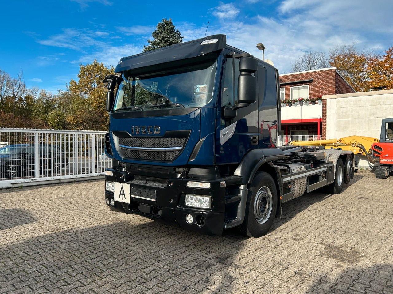 Iveco 460 Stralis MEILLER Abroller mit LIft-Lenkachse - Ciężarówka hakowiec: zdjęcie 4 Iveco 460 Stralis MEILLER Abroller mit LIft-Lenkachse - Ciężarówka hakowiec: zdjęcie 4