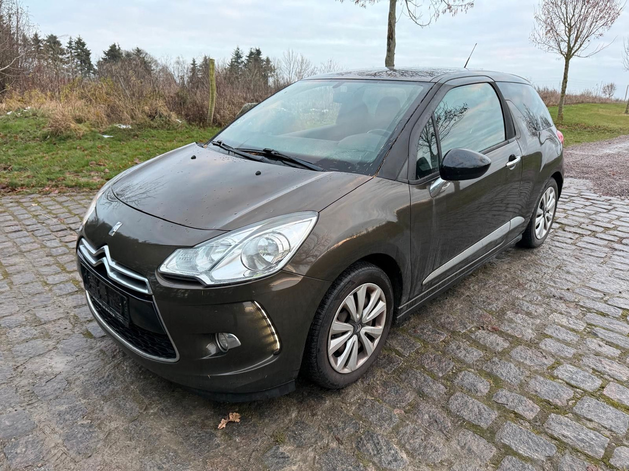 Citroën DS3 Sport - Samochód osobowy: zdjęcie 1 Citroën DS3 Sport - Samochód osobowy: zdjęcie 1