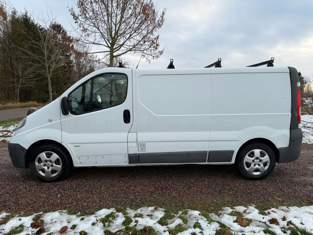 Opel Vivaro 2.0 CDTi *A/C *Long *nur 119000km - Furgon: zdjęcie 2 Opel Vivaro 2.0 CDTi *A/C *Long *nur 119000km - Furgon: zdjęcie 2