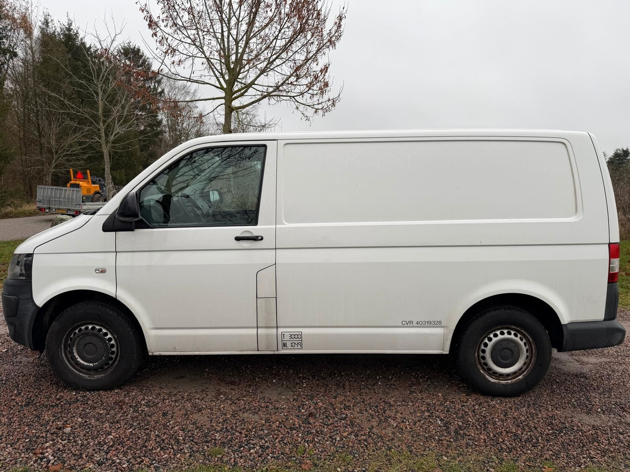 Volkswagen T5 Transporter Kasten-Kombi Kasten - Mały samochód dostawczy: zdjęcie 2 Volkswagen T5 Transporter Kasten-Kombi Kasten - Mały samochód dostawczy: zdjęcie 2