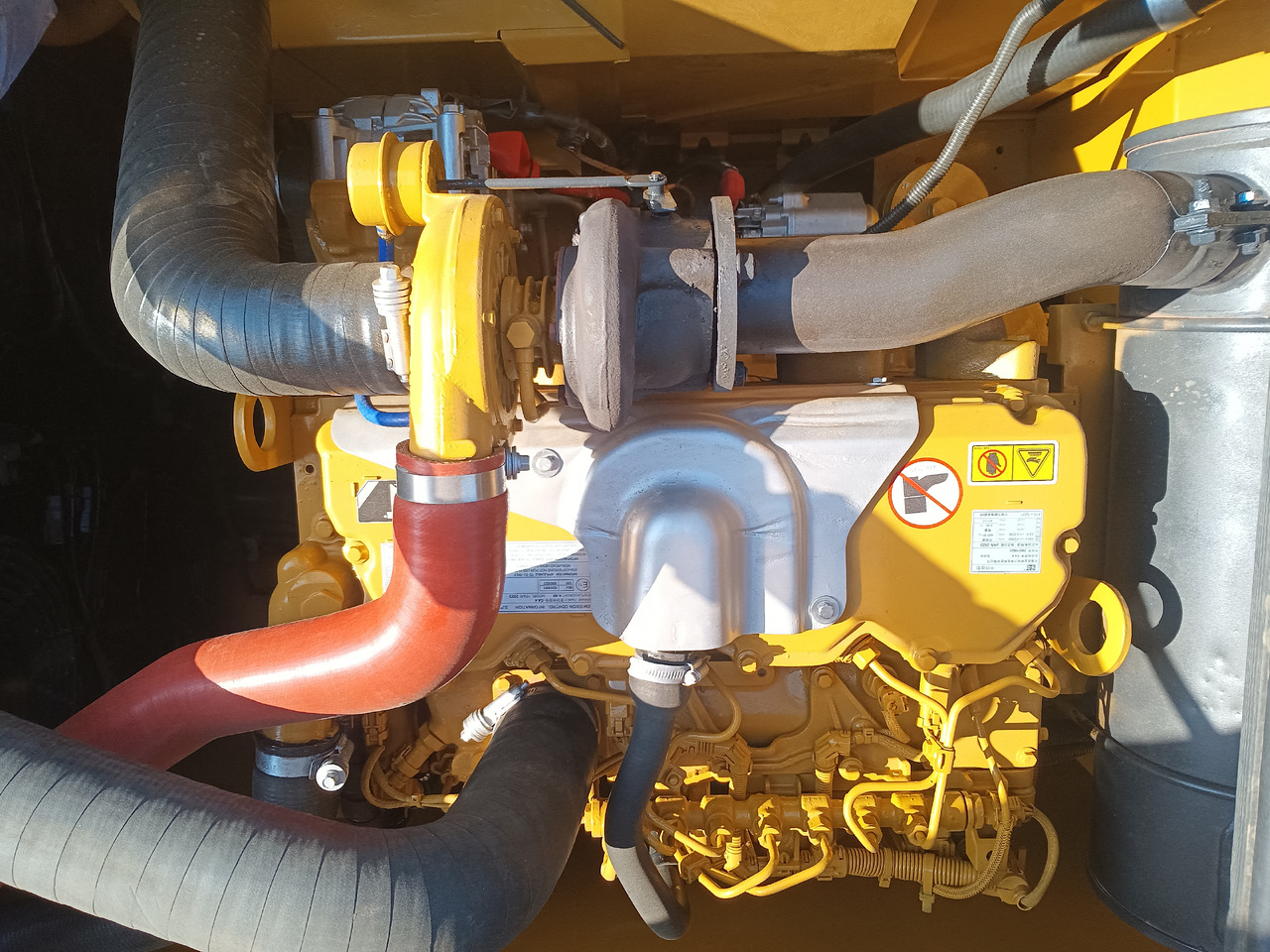 CATERPILLAR 320GC - Koparka gąsienicowa: zdjęcie 5 CATERPILLAR 320GC - Koparka gąsienicowa: zdjęcie 5