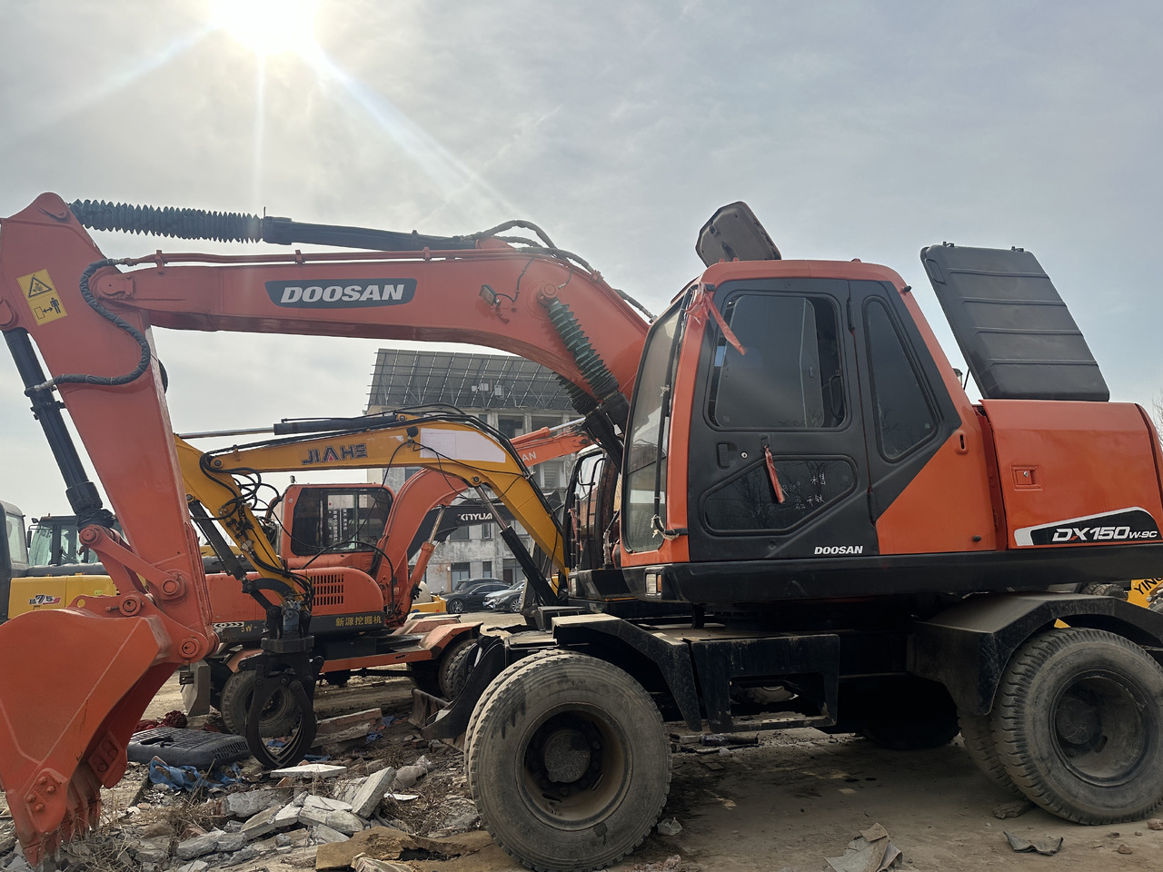 DOOSAN 150W - Koparka kołowa: zdjęcie 1 DOOSAN 150W - Koparka kołowa: zdjęcie 1