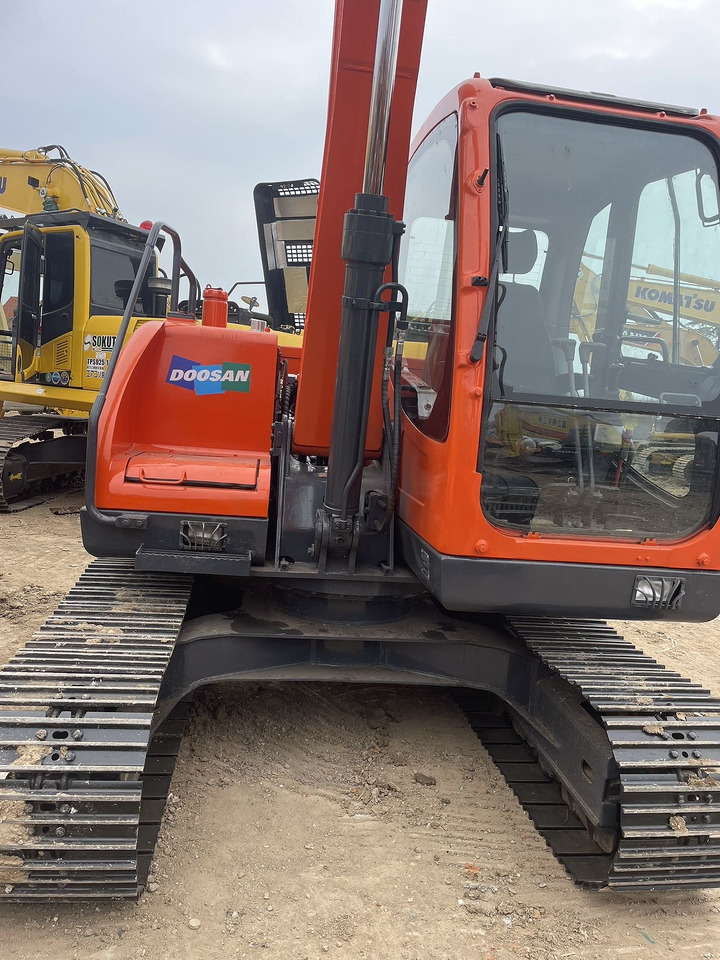Koparka gąsienicowa DOOSAN DX80: zdjęcie 6