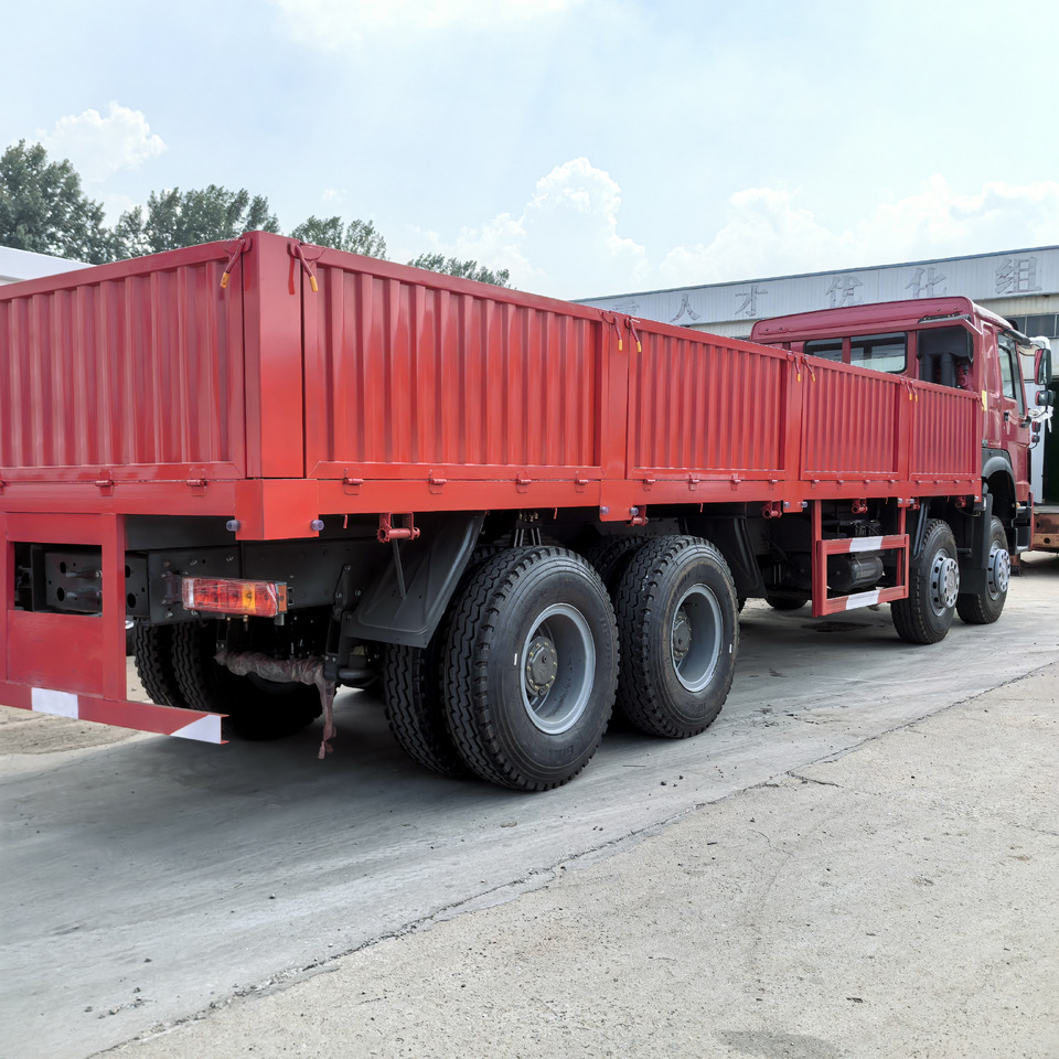 SINOTRUCK HOWO - Samochód ciężarowy skrzyniowy/ Platforma: zdjęcie 3 SINOTRUCK HOWO - Samochód ciężarowy skrzyniowy/ Platforma: zdjęcie 3