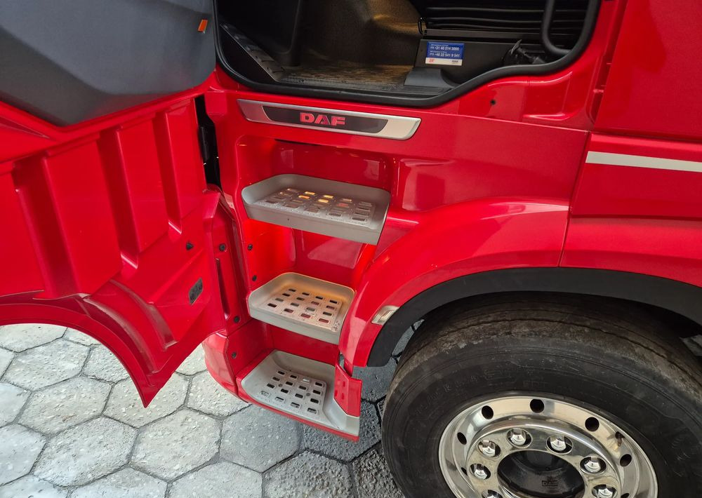 DAF ALUFELGI XF TOP1 366k km 2021 SSC TOP STANDARD / DUŻE KOTŁY / z Polski / jeden właściciel super zadbane 480 SERWISOWANE - Ciągnik siodłowy: zdjęcie 5 DAF ALUFELGI XF TOP1 366k km 2021 SSC TOP STANDARD / DUŻE KOTŁY / z Polski / jeden właściciel super zadbane 480 SERWISOWANE - Ciągnik siodłowy: zdjęcie 5