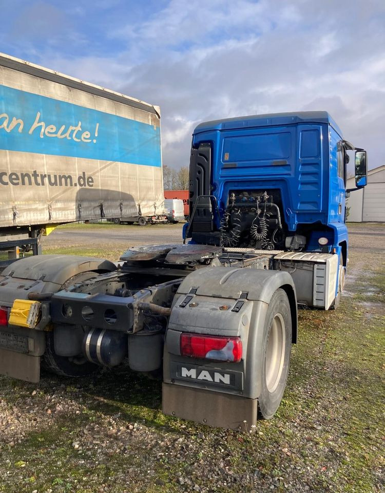 MAN TGS 18.400 NAUKA JAZDY z Niemiec NISKA KABINA ELKA AUTOMAT 4x2 STANDARD 315/70r22.5 SUPER STAN TGX 470 460 420 430 500 510 400 360 410 - Ciągnik siodłowy: zdjęcie 2 MAN TGS 18.400 NAUKA JAZDY z Niemiec NISKA KABINA ELKA AUTOMAT 4x2 STANDARD 315/70r22.5 SUPER STAN TGX 470 460 420 430 500 510 400 360 410 - Ciągnik siodłowy: zdjęcie 2