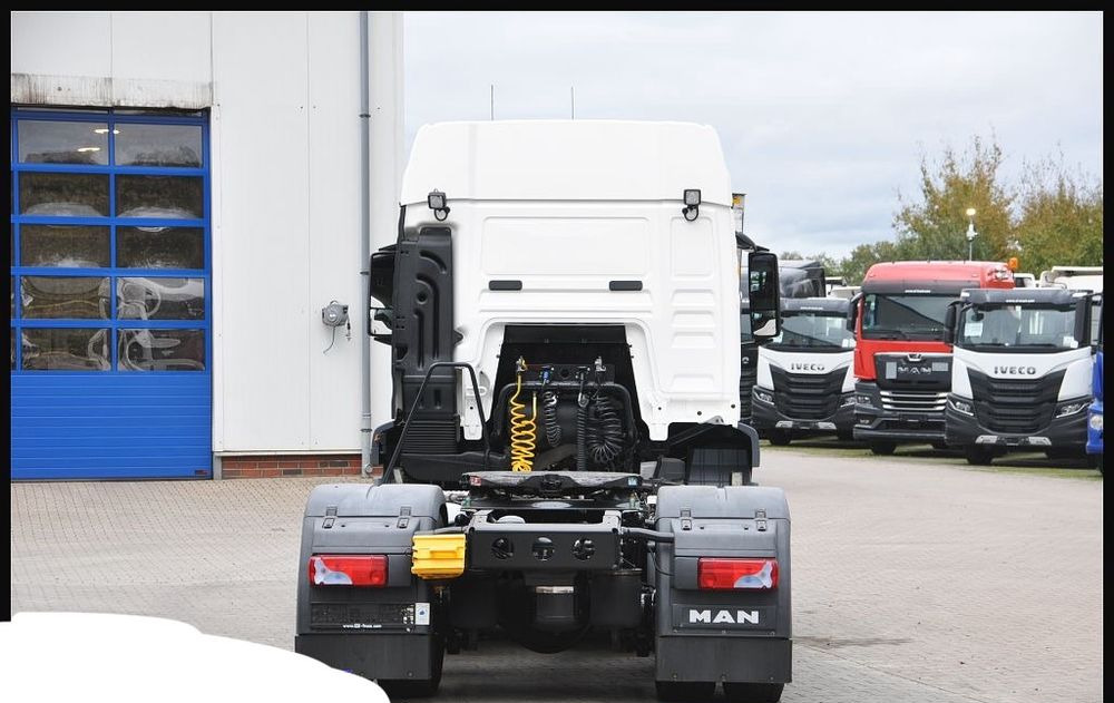 MAN TGS 18.420 2019 NAUKA JAZDY POLIFT ELKA AUTOMAT 4x2 STANDARD 315/70r22.5 SUPER STAN TGX 470 460 420 430 500 510 400 360 410 - Ciągnik siodłowy: zdjęcie 4 MAN TGS 18.420 2019 NAUKA JAZDY POLIFT ELKA AUTOMAT 4x2 STANDARD 315/70r22.5 SUPER STAN TGX 470 460 420 430 500 510 400 360 410 - Ciągnik siodłowy: zdjęcie 4