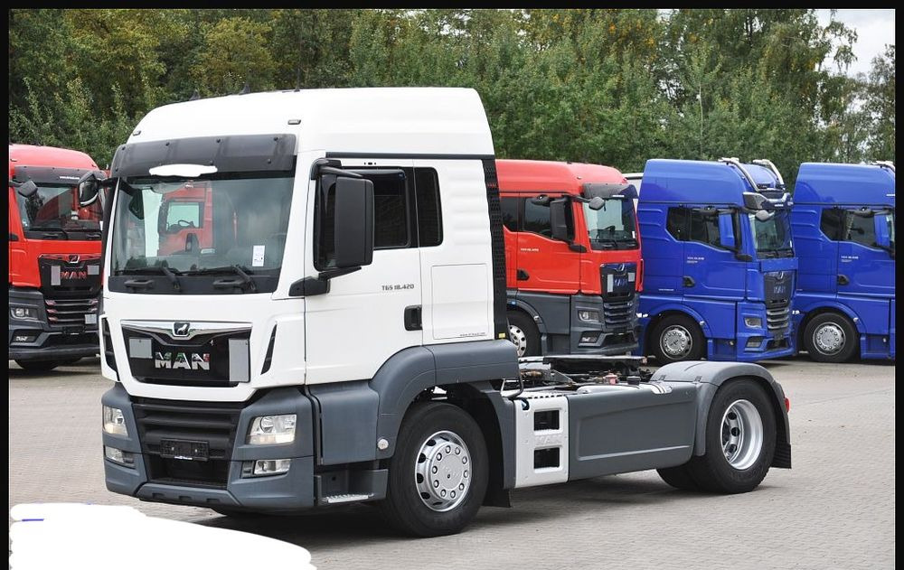 MAN TGS 18.420 2019 NAUKA JAZDY POLIFT ELKA AUTOMAT 4x2 STANDARD 315/70r22.5 SUPER STAN TGX 470 460 420 430 500 510 400 360 410 - Ciągnik siodłowy: zdjęcie 2 MAN TGS 18.420 2019 NAUKA JAZDY POLIFT ELKA AUTOMAT 4x2 STANDARD 315/70r22.5 SUPER STAN TGX 470 460 420 430 500 510 400 360 410 - Ciągnik siodłowy: zdjęcie 2