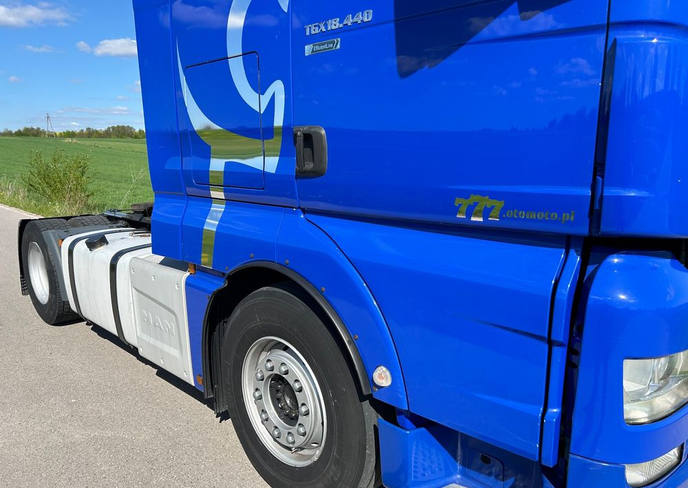 MAN TGS 18.440 NAUKA JAZDY ELKA AUTOMAT 4x2 STANDARD 315/70r22.5 SUPER STAN TGX 470 460 420 430 500 510 400 360 410 - Ciągnik siodłowy: zdjęcie 3 MAN TGS 18.440 NAUKA JAZDY ELKA AUTOMAT 4x2 STANDARD 315/70r22.5 SUPER STAN TGX 470 460 420 430 500 510 400 360 410 - Ciągnik siodłowy: zdjęcie 3