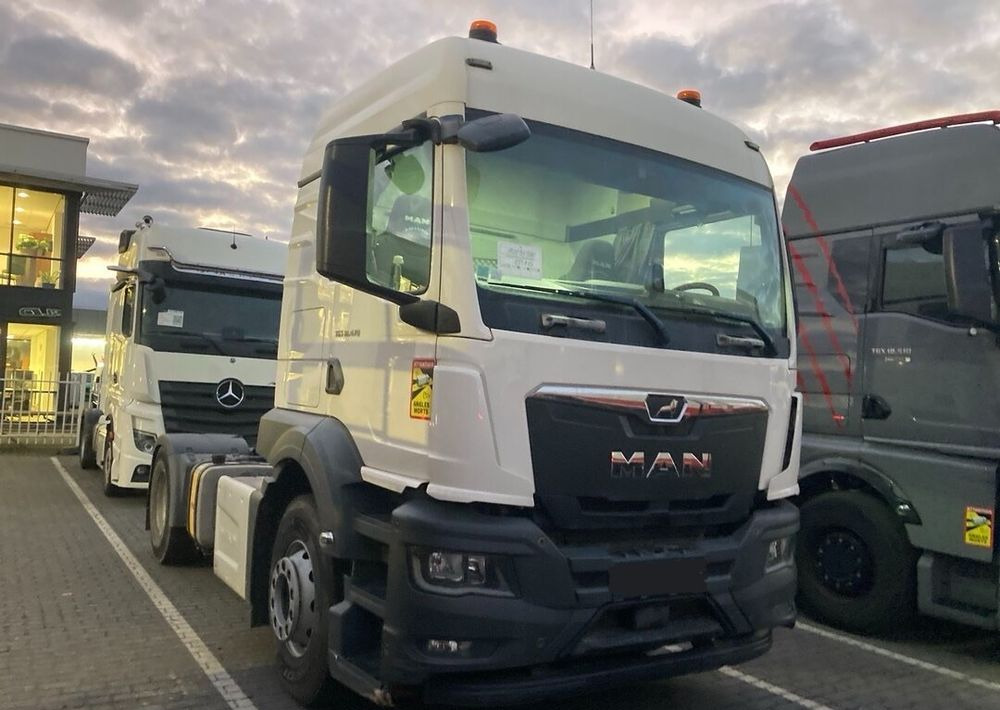 MAN TGS 18.470 NAUKA JAZDY STANDARD 4x2 / TGX 18.360 400 510 460 500 TOP STAN / ŚWIEŻO SPROWADZONY - Ciągnik siodłowy: zdjęcie 2 MAN TGS 18.470 NAUKA JAZDY STANDARD 4x2 / TGX 18.360 400 510 460 500 TOP STAN / ŚWIEŻO SPROWADZONY - Ciągnik siodłowy: zdjęcie 2