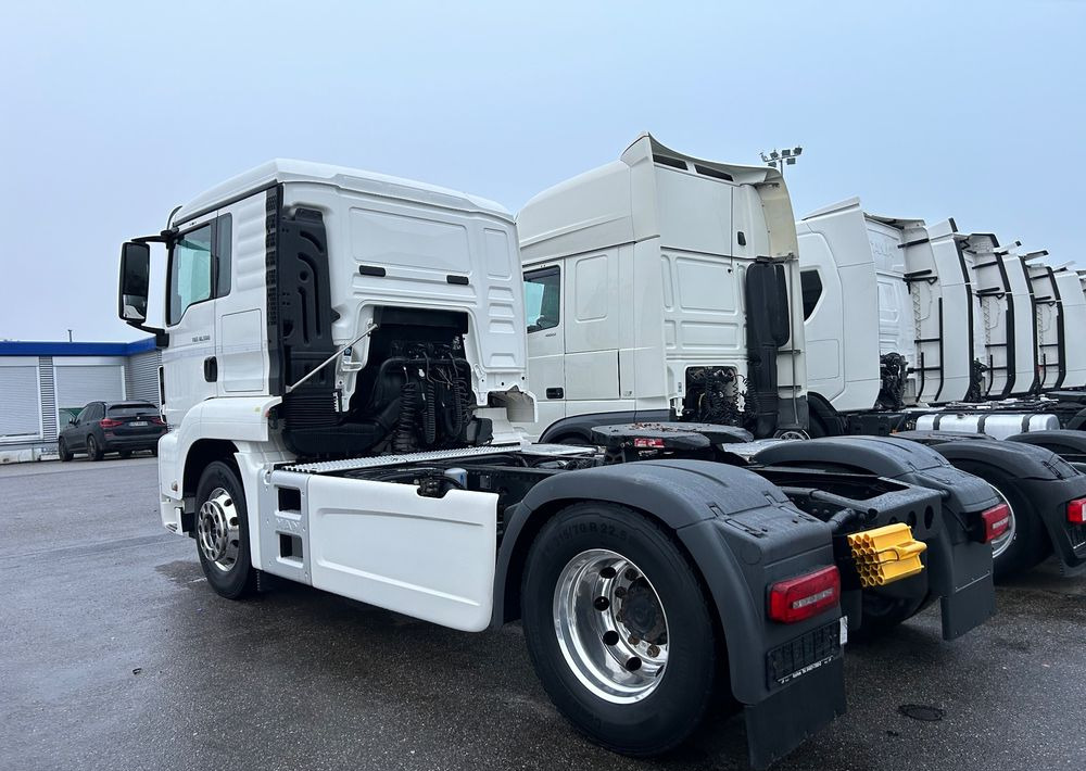 MAN TGS 18.500 TOP1 NAUKA JAZDY POLIFT ELKA AUTOMAT 4x2 STANDARD 315/70r22.5 SUPER STAN TGX 470 460 420 430 500 510 400 360 410 - Ciągnik siodłowy: zdjęcie 4 MAN TGS 18.500 TOP1 NAUKA JAZDY POLIFT ELKA AUTOMAT 4x2 STANDARD 315/70r22.5 SUPER STAN TGX 470 460 420 430 500 510 400 360 410 - Ciągnik siodłowy: zdjęcie 4