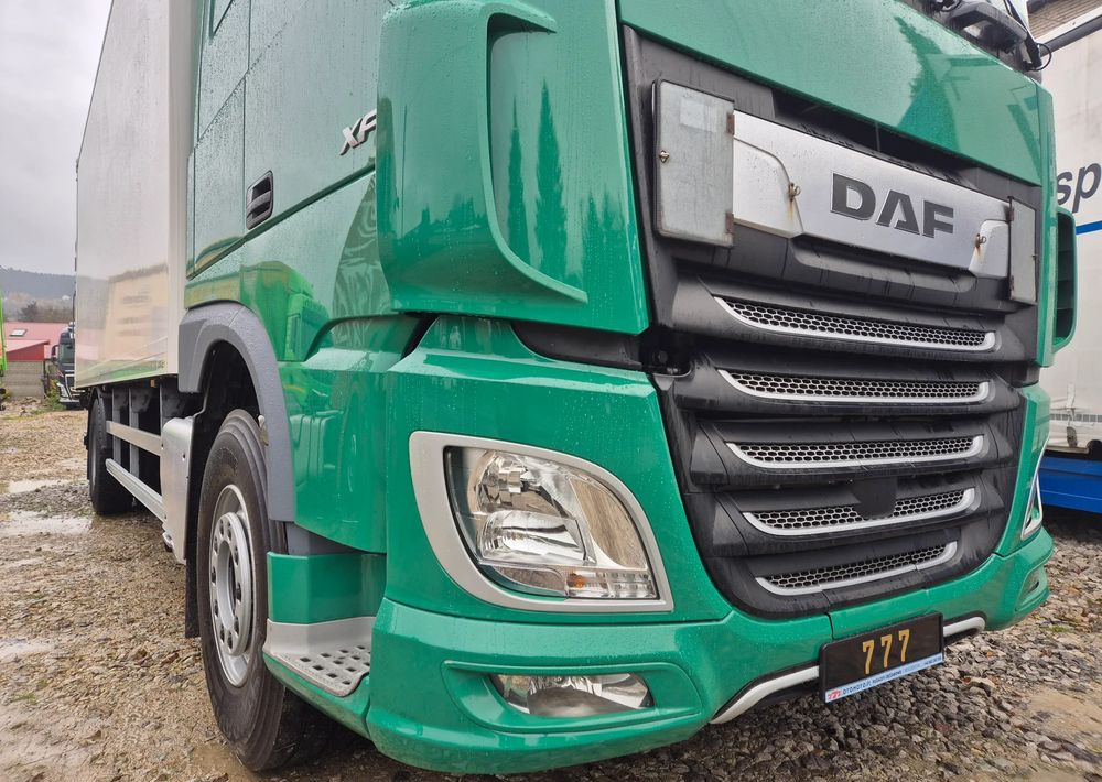 DAF XF ORYGINALNY PRZEBIEG z Niemiec / TANDEM ZESTAW PRZEJAZDOWY Z WINDĄ - Samochód ciężarowy furgon: zdjęcie 3 DAF XF ORYGINALNY PRZEBIEG z Niemiec / TANDEM ZESTAW PRZEJAZDOWY Z WINDĄ - Samochód ciężarowy furgon: zdjęcie 3