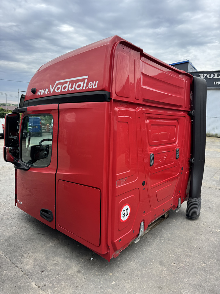 Mercedes-Benz ACTROS MP 4 2018 ROK truck - Kabina do Samochodów ciężarowych: zdjęcie 4 Mercedes-Benz ACTROS MP 4 2018 ROK truck - Kabina do Samochodów ciężarowych: zdjęcie 4