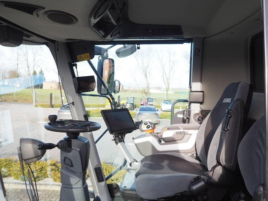 Claas Lexion 6700 + V930 - Kombajn zbożowy: zdjęcie 5 Claas Lexion 6700 + V930 - Kombajn zbożowy: zdjęcie 5