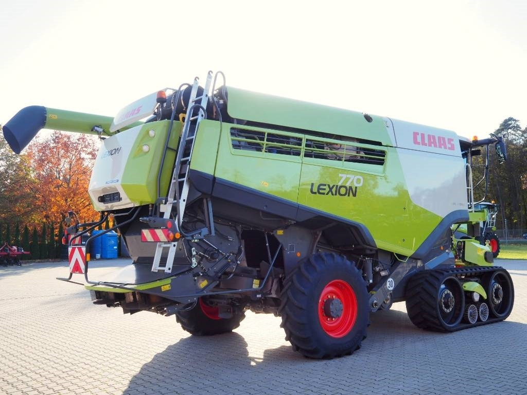 Claas Lexion 770TT 4x4 + V1200 - Kombajn zbożowy: zdjęcie 3 Claas Lexion 770TT 4x4 + V1200 - Kombajn zbożowy: zdjęcie 3