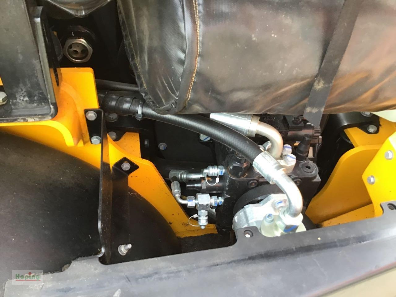 Ładowarka kołowa JCB 407: zdjęcie 9 Ładowarka kołowa JCB 407: zdjęcie 9