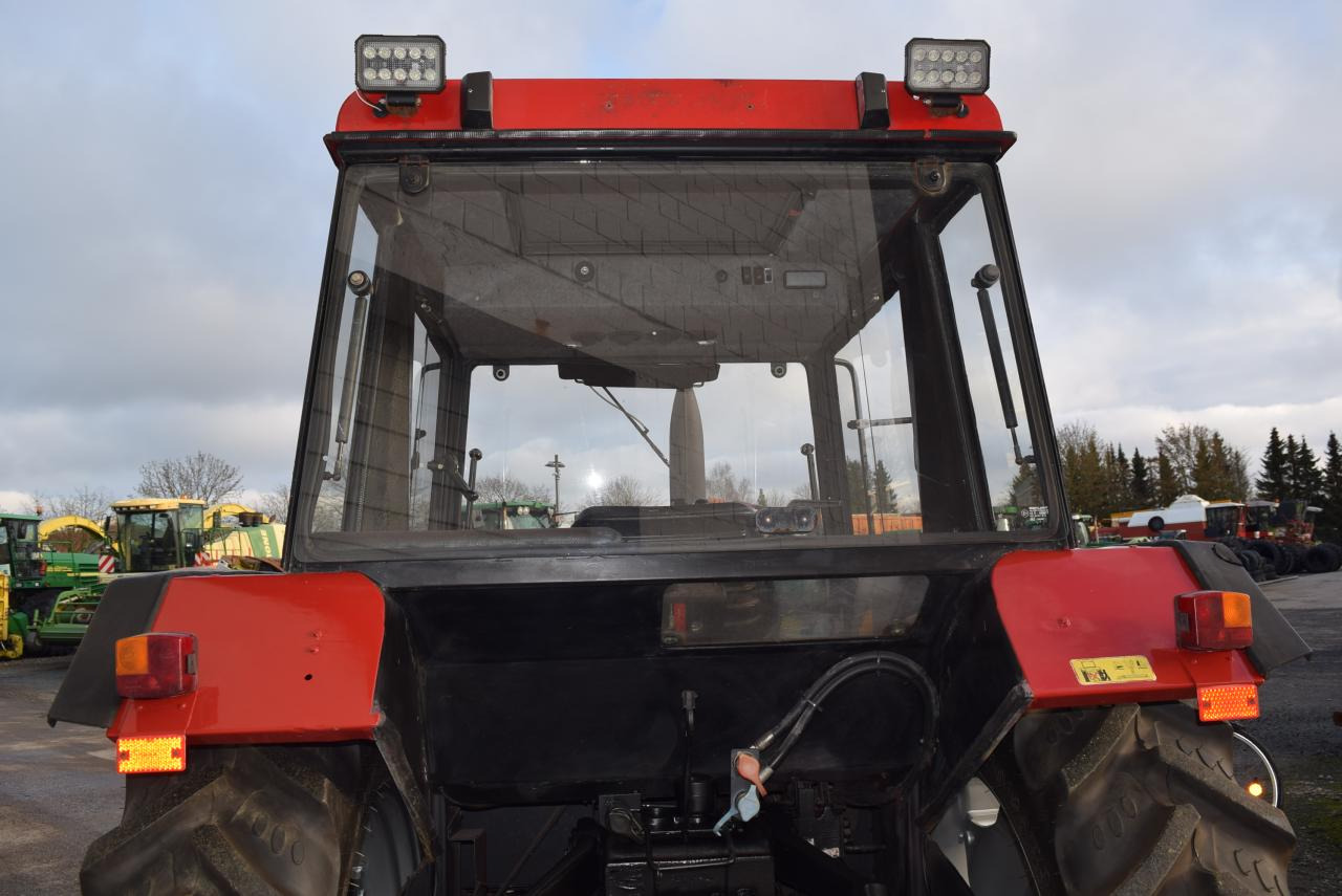 Case-IH 840 - Ciągnik rolniczy: zdjęcie 3 Case-IH 840 - Ciągnik rolniczy: zdjęcie 3