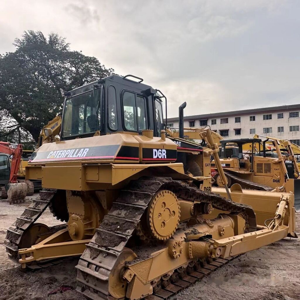 Caterpillar D 6 R - Spycharka: zdjęcie 3 Caterpillar D 6 R - Spycharka: zdjęcie 3