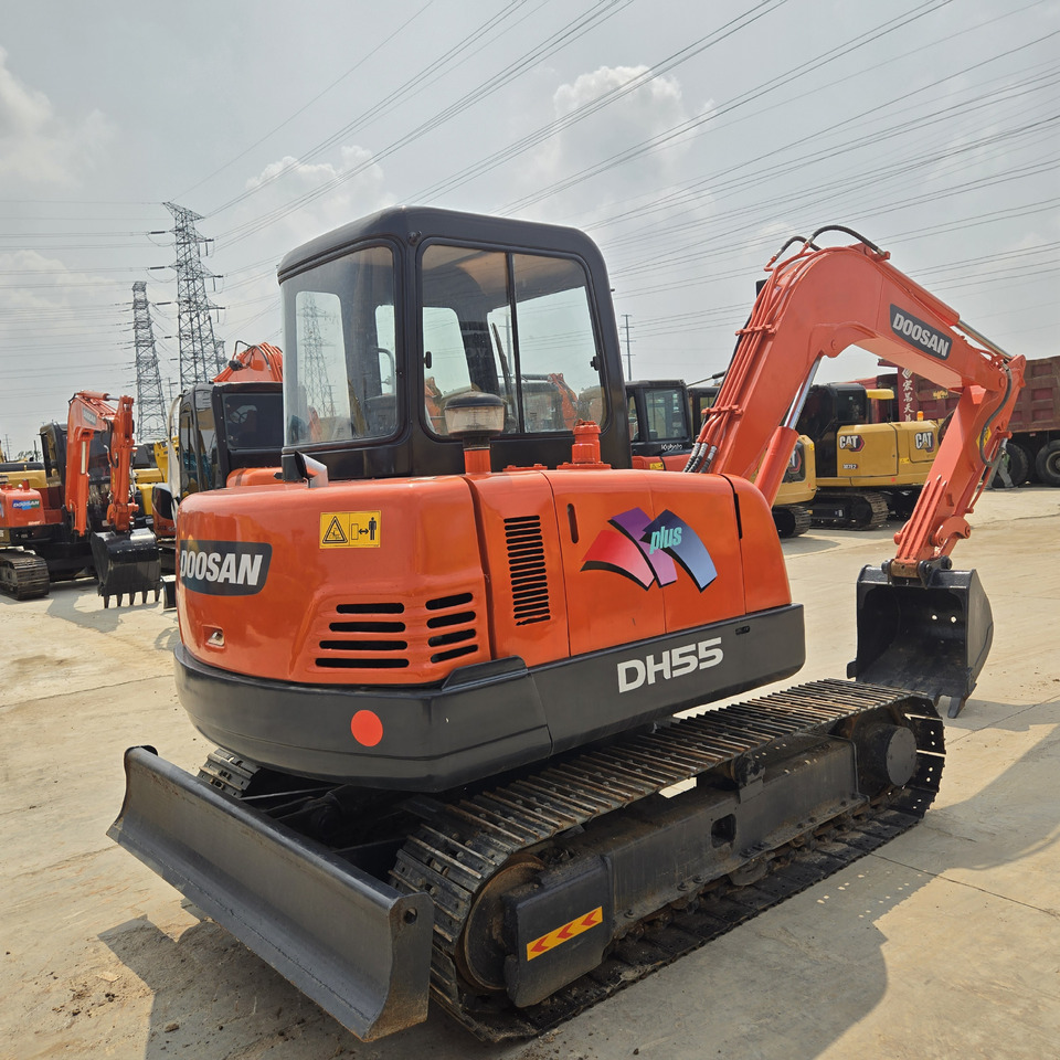 DOOSAN DH55 - Minikoparka: zdjęcie 4 DOOSAN DH55 - Minikoparka: zdjęcie 4