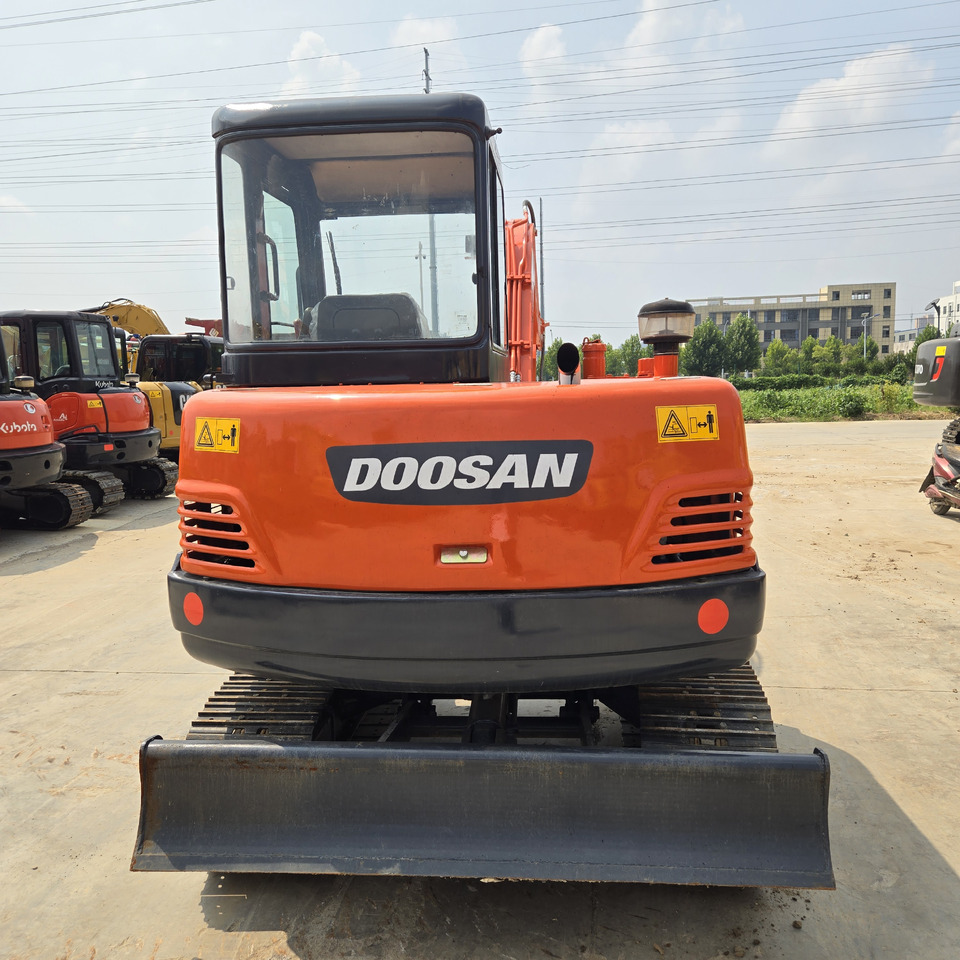 DOOSAN DH55 - Minikoparka: zdjęcie 5 DOOSAN DH55 - Minikoparka: zdjęcie 5