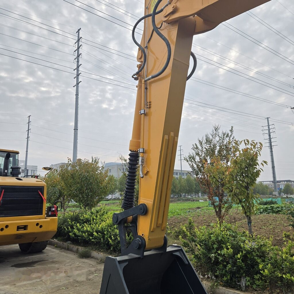 Hyundai R210W-9 Hyundai R210W-9: zdjęcie 8