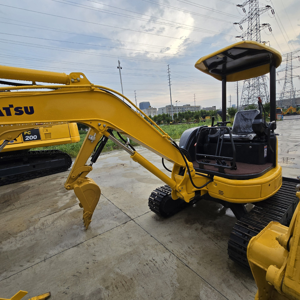 Komatsu PC35MR - Minikoparka: zdjęcie 3 Komatsu PC35MR - Minikoparka: zdjęcie 3