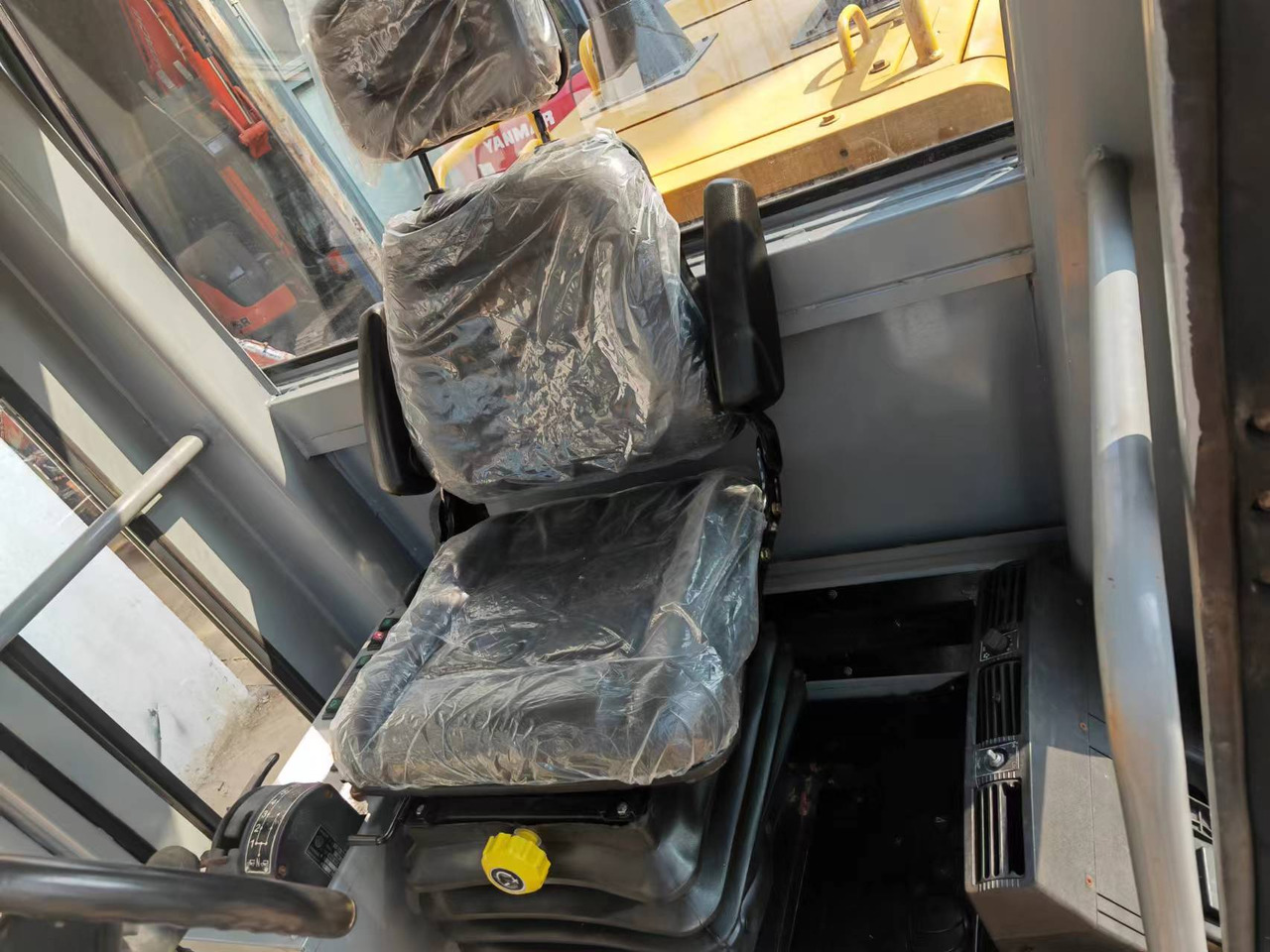 SEM 919 - Równiarka: zdjęcie 2 SEM 919 - Równiarka: zdjęcie 2