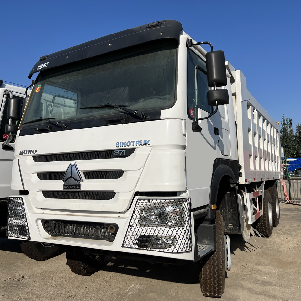 SINOTRUK HOWO - Wywrotka: zdjęcie 5 SINOTRUK HOWO - Wywrotka: zdjęcie 5