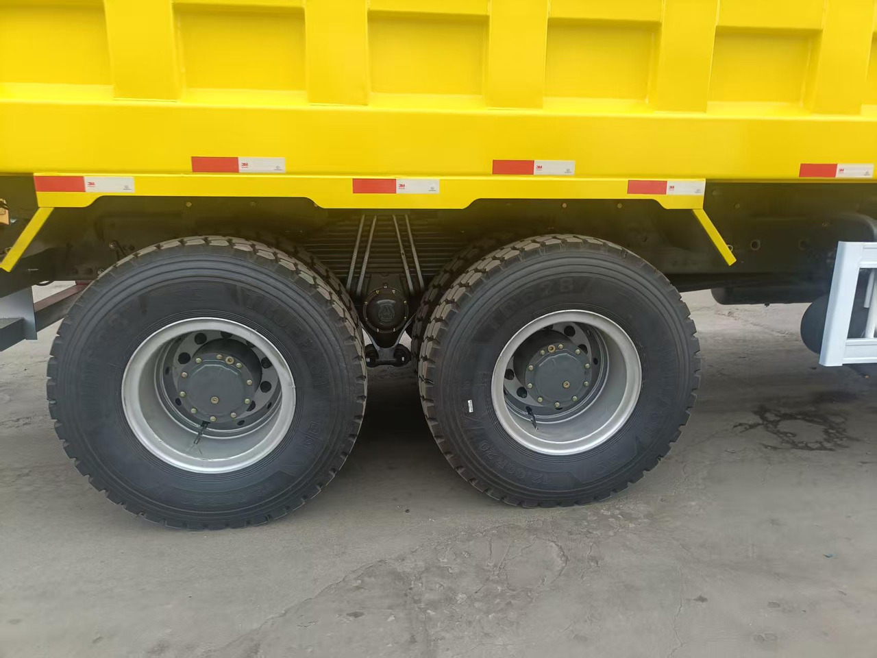 Nowy Wywrotka SINOTRUK HOWO: zdjęcie 7 Nowy Wywrotka SINOTRUK HOWO: zdjęcie 7