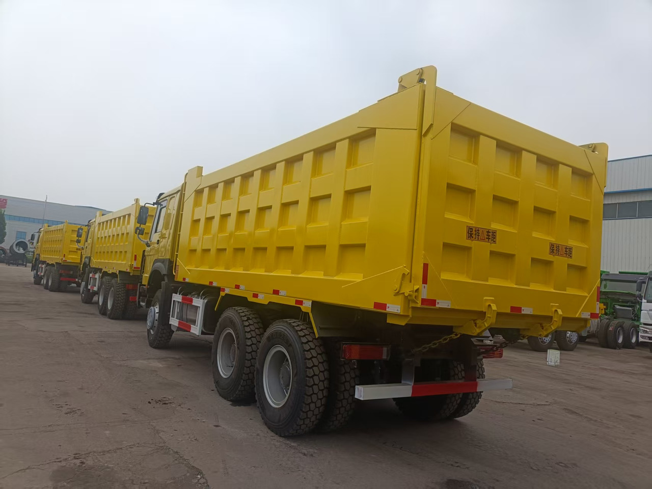 Nowy Wywrotka SINOTRUK HOWO: zdjęcie 8 Nowy Wywrotka SINOTRUK HOWO: zdjęcie 8