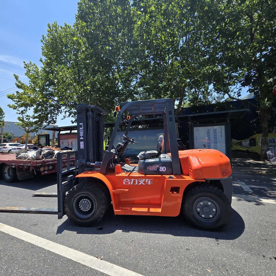 Toyota FD35 - Wózek widłowy diesel: zdjęcie 1 Toyota FD35 - Wózek widłowy diesel: zdjęcie 1