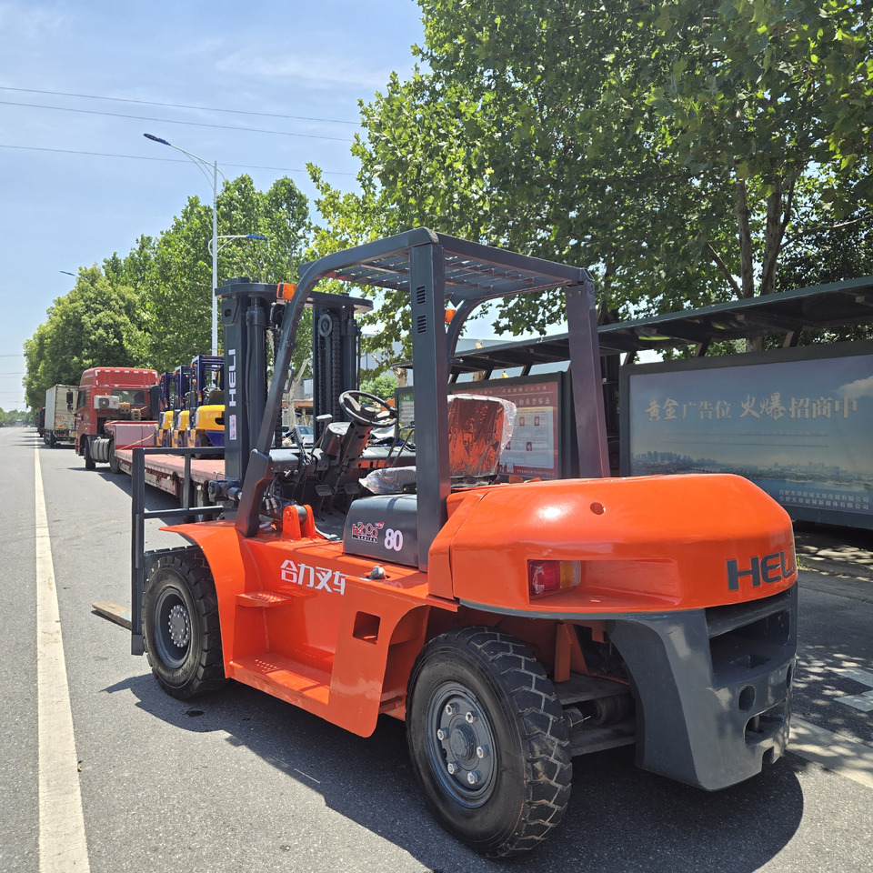 Toyota FD35 - Wózek widłowy diesel: zdjęcie 2 Toyota FD35 - Wózek widłowy diesel: zdjęcie 2