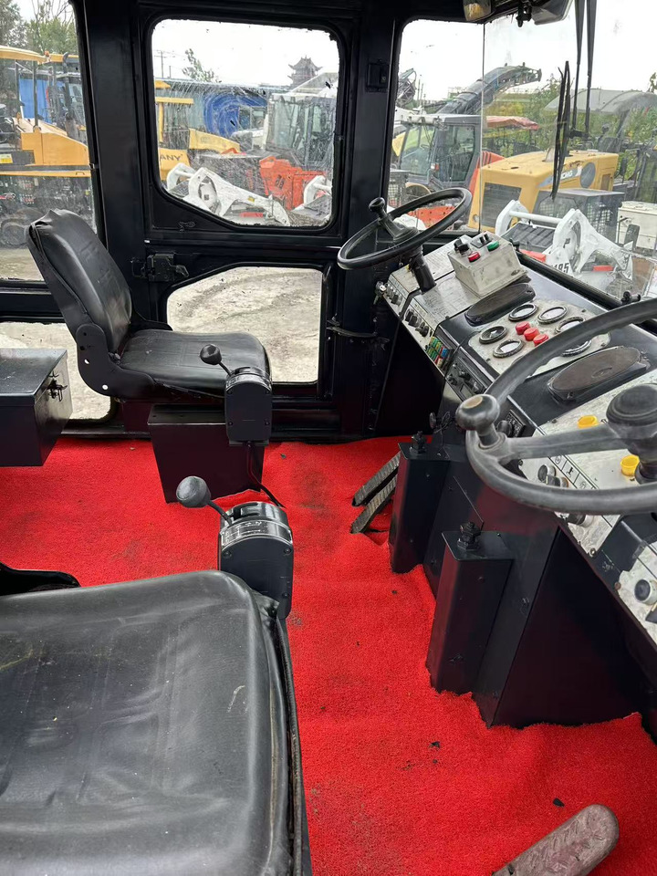 XCMG XP262 - Walec drogowy: zdjęcie 4 XCMG XP262 - Walec drogowy: zdjęcie 4