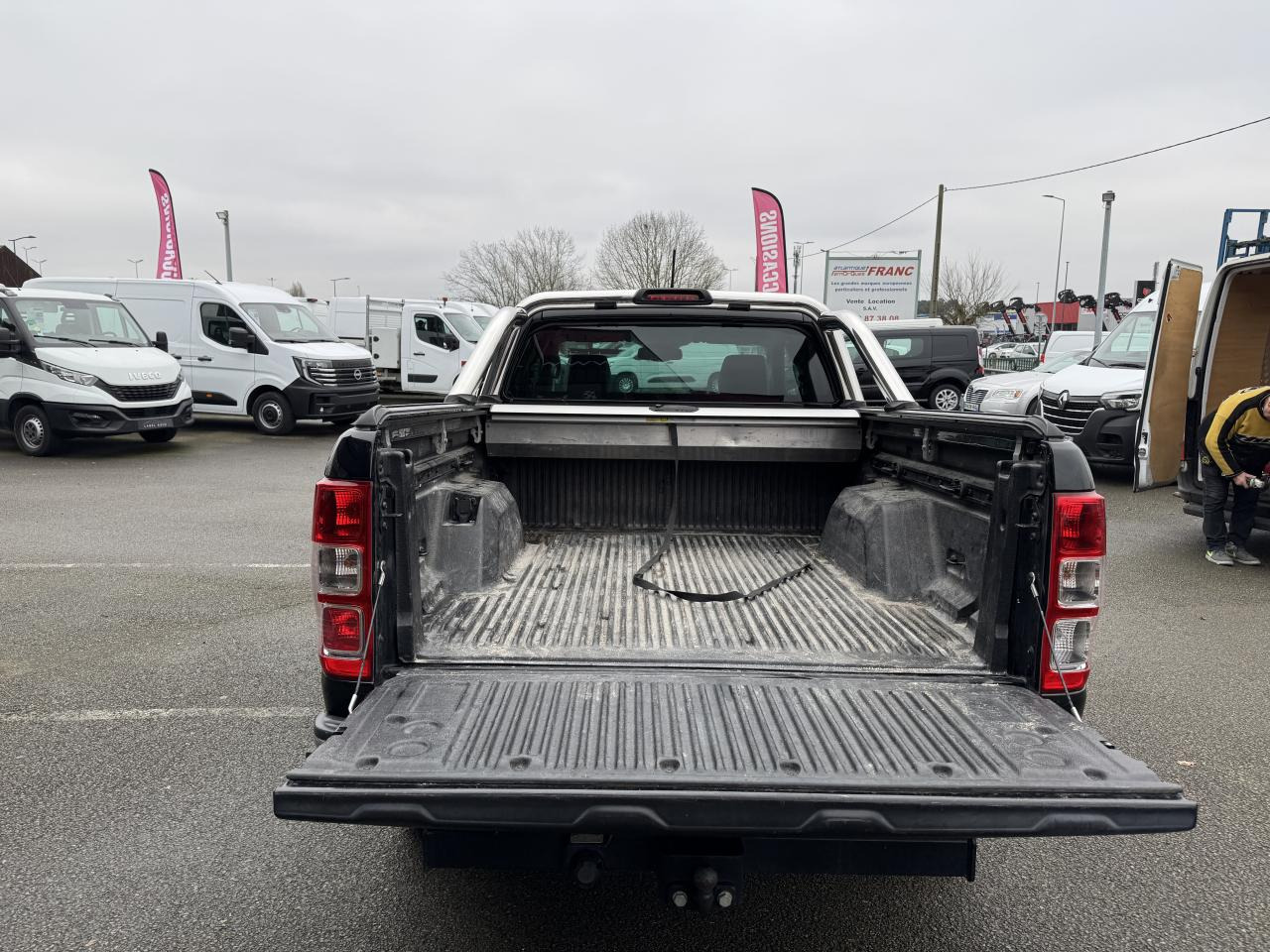 FORD RANGER 2.0 ECOBLUE 170CH SUPER CABINE XLT - Pick-up: zdjęcie 5 FORD RANGER 2.0 ECOBLUE 170CH SUPER CABINE XLT - Pick-up: zdjęcie 5