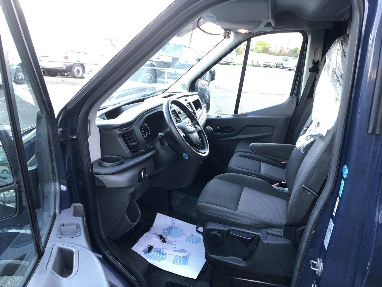 FORD Transit 350 L3H2 2.0 EcoBlue 130ch Frigorifique Ambiente - Furgon: zdjęcie 4 FORD Transit 350 L3H2 2.0 EcoBlue 130ch Frigorifique Ambiente - Furgon: zdjęcie 4