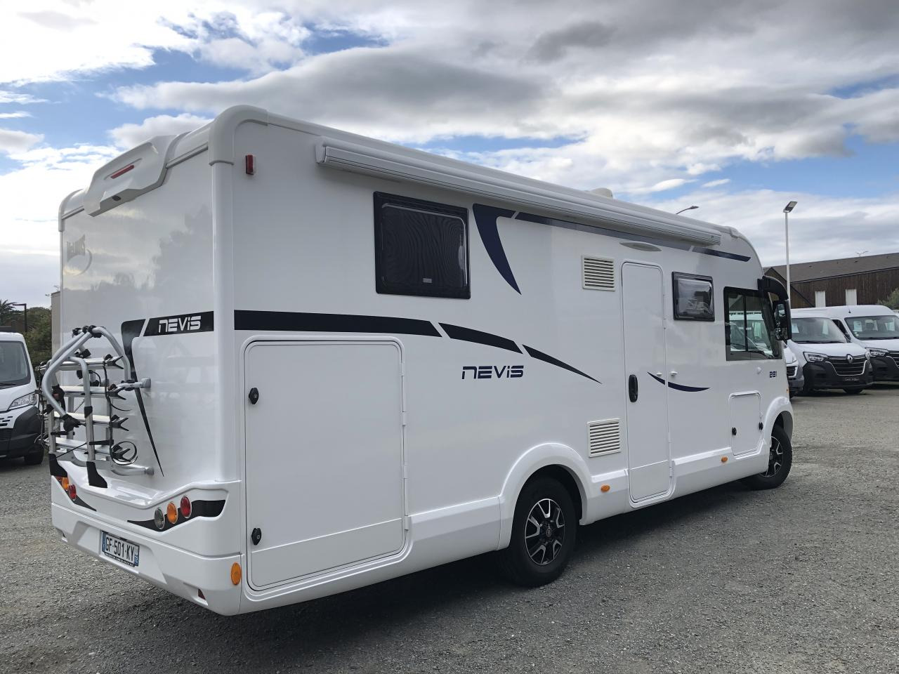 MC LOUIS NEVIS 281 - Kamper integra: zdjęcie 2 MC LOUIS NEVIS 281 - Kamper integra: zdjęcie 2