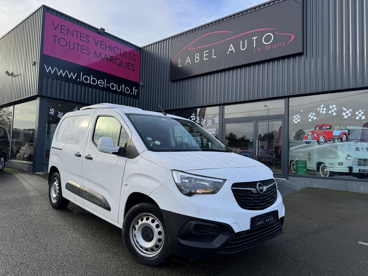 OPEL COMBO M 1.5 HDI 100CH FRIGORIFIQUE - Furgon: zdjęcie 2 OPEL COMBO M 1.5 HDI 100CH FRIGORIFIQUE - Furgon: zdjęcie 2