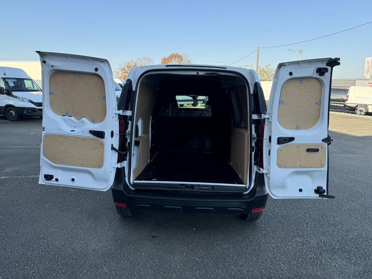 RENAULT EXPRESS 1.5 DCI 95CH CONFORT - Furgon: zdjęcie 3 RENAULT EXPRESS 1.5 DCI 95CH CONFORT - Furgon: zdjęcie 3