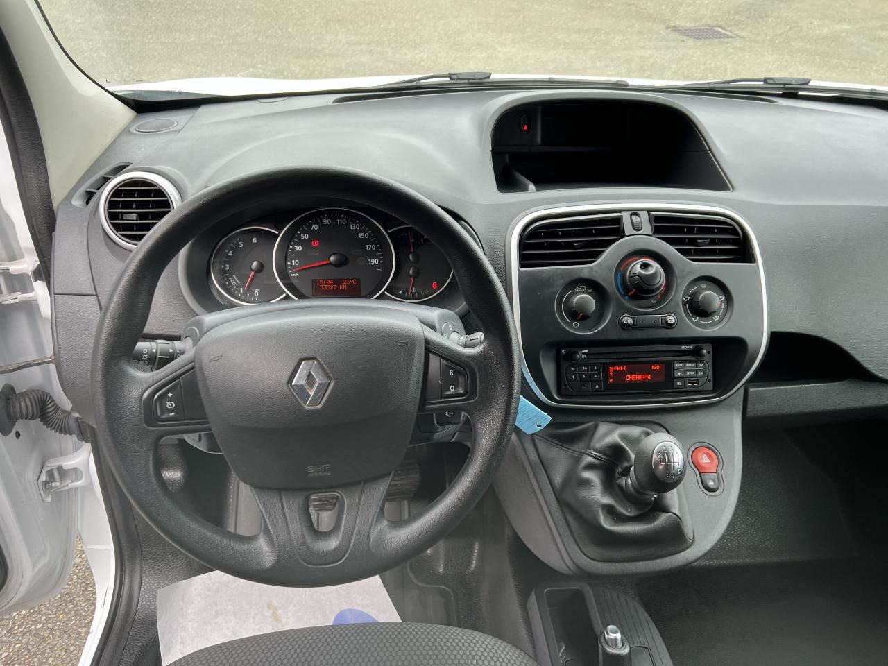 RENAULT KANGOO 1.5 DCI 80CH CONFORT - Furgon: zdjęcie 4 RENAULT KANGOO 1.5 DCI 80CH CONFORT - Furgon: zdjęcie 4