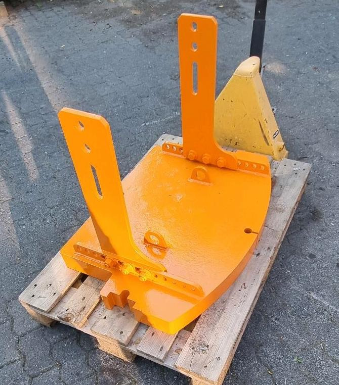 Heckgewicht Unimog 405 U400 U 300 500 400 318 423 427 429 430 530 527 535 Kontergewicht Mulag Mähausleger Böschungsmulcher Dücker - Przeciwwaga: zdjęcie 2 Heckgewicht Unimog 405 U400 U 300 500 400 318 423 427 429 430 530 527 535 Kontergewicht Mulag Mähausleger Böschungsmulcher Dücker - Przeciwwaga: zdjęcie 2