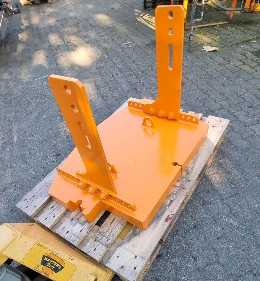 Heckgewicht Unimog 405 U400 U 300 500 400 318 423 427 429 430 530 527 535 Kontergewicht Mulag Mähausleger Böschungsmulcher Dücker - Przeciwwaga: zdjęcie 4 Heckgewicht Unimog 405 U400 U 300 500 400 318 423 427 429 430 530 527 535 Kontergewicht Mulag Mähausleger Böschungsmulcher Dücker - Przeciwwaga: zdjęcie 4