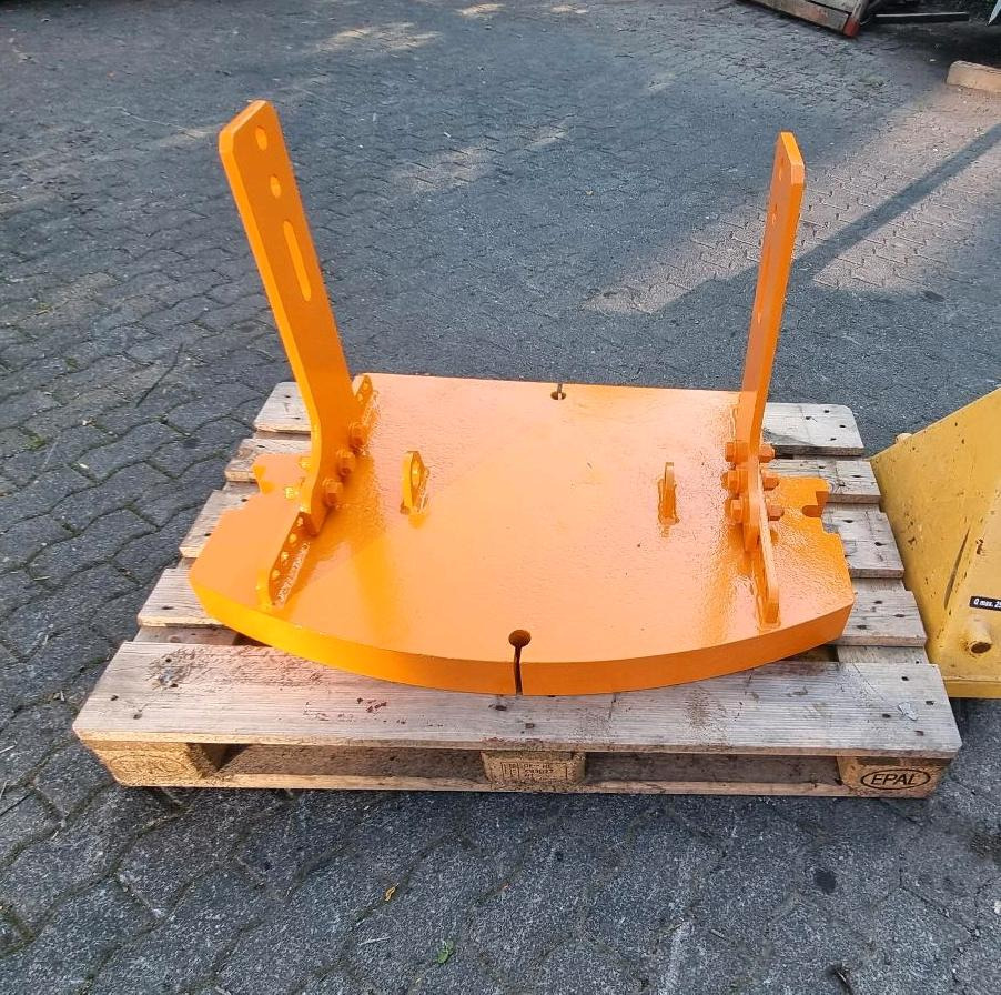 Heckgewicht Unimog 405 U400 U 300 500 400 318 423 427 429 430 530 527 535 Kontergewicht Mulag Mähausleger Böschungsmulcher Dücker - Przeciwwaga: zdjęcie 1 Heckgewicht Unimog 405 U400 U 300 500 400 318 423 427 429 430 530 527 535 Kontergewicht Mulag Mähausleger Böschungsmulcher Dücker - Przeciwwaga: zdjęcie 1