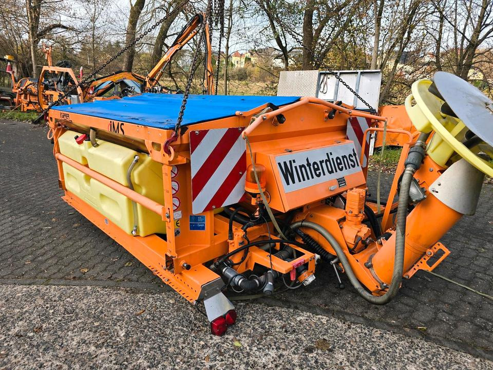 Küpper-Weisser IMSSN 2,7m3 F2527HFS IMSSF Salzstreuer Winterdienst Streuautomat Streusilo Solestreuer passend für UNIMOG 405/10 405/12 UGE UGN U300 400 500 530 430 318 423 - Rozsiewacz piasku i soli: zdjęcie 2 Küpper-Weisser IMSSN 2,7m3 F2527HFS IMSSF Salzstreuer Winterdienst Streuautomat Streusilo Solestreuer passend für UNIMOG 405/10 405/12 UGE UGN U300 400 500 530 430 318 423 - Rozsiewacz piasku i soli: zdjęcie 2